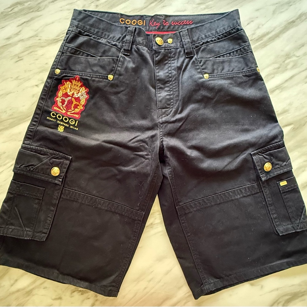 COOGI Black Cargo Shorts Relaxed Fit